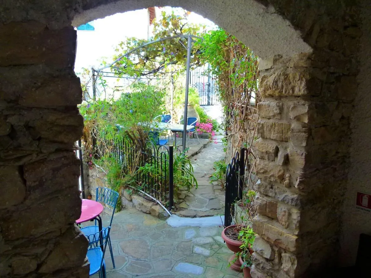 Un Posto Al Sole Villa Diano San Pietro